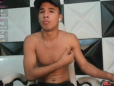 Snapshot of Damondark chatting on 02-28-26, 02:18 Damondark online show from 02-28-26, 02:18