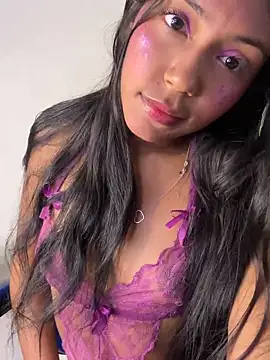 Maddie 7 online show from 04-11-26, 02:49