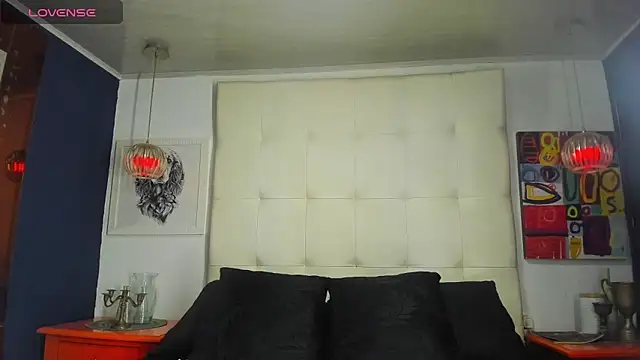 EXCLUSIVE8 online show from 04-14-26, 04:51