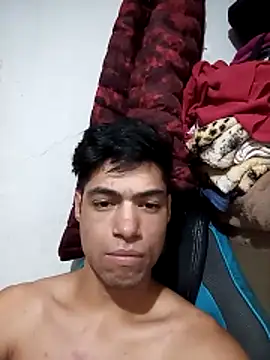 Snapshot of lucastorquato1709 chatting on 02-26-26, 06:23 lucastorquato1709 online show from 02-26-26, 06:23