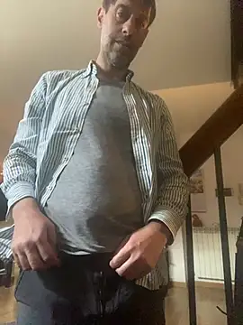 Alessandro7979 online show from 04-02-26, 01:42