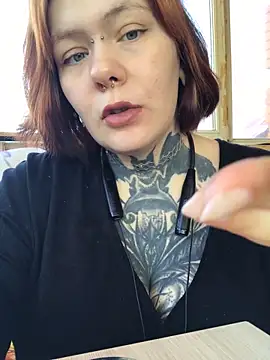 Qwerty Ann online show from 02-26-26, 07:51