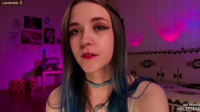 Snapshot of violettess chatting on 05-05-26, 04:59 violettess online show from 05-05-26, 04:59