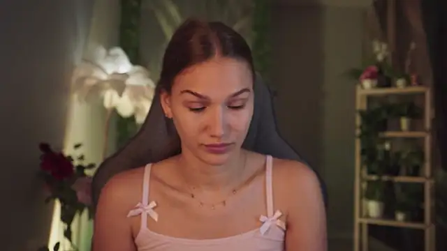 Sweet Emilya online show from 06-04-26, 06:08