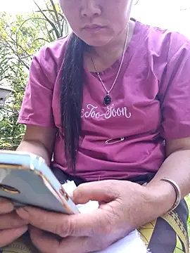 Snapshot of phay79 chatting on 05-17-26, 08:34 phay79 online show from 05-17-26, 08:34