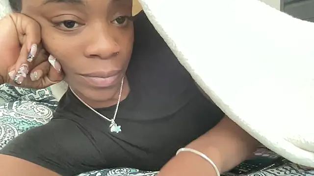 PetiteWet online show from 03-26-26, 07:30