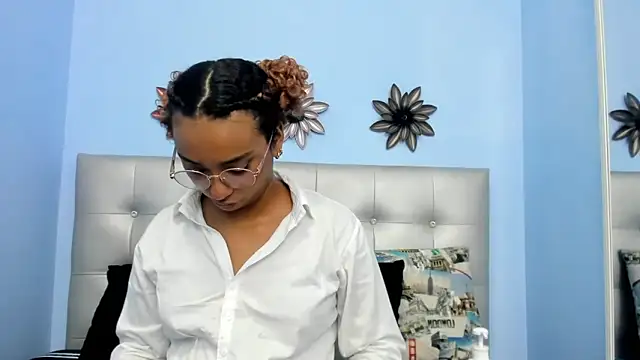 Saray sexylove online show from 04-09-26, 11:48