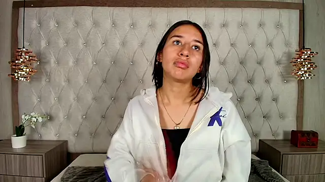 LilyRossi  online show from 05-22-26, 01:50