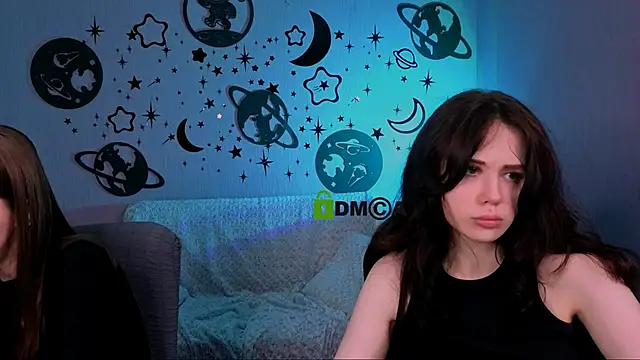 Snapshot of chloe_ley chatting on 06-21-26, 10:56 chloe ley online show from 06-21-26, 10:56