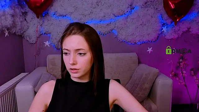Snapshot of chloe_ley chatting on 06-28-26, 07:09 chloe ley online show from 06-28-26, 07:09
