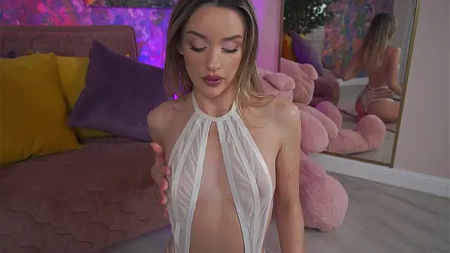 Snapshot of KatieCutieXoo chatting on 03-01-26, 08:22 KatieCutieXoo online show from 03-01-26, 08:22