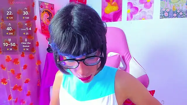 Madeline 21 online show from 03-19-26, 06:17