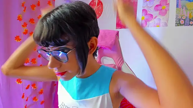 Madeline 21 online show from 04-09-26, 12:10