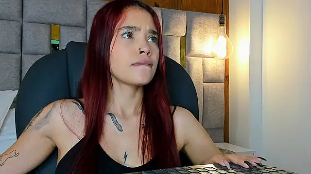 camilaa smith  online show from 02-27-26, 08:53