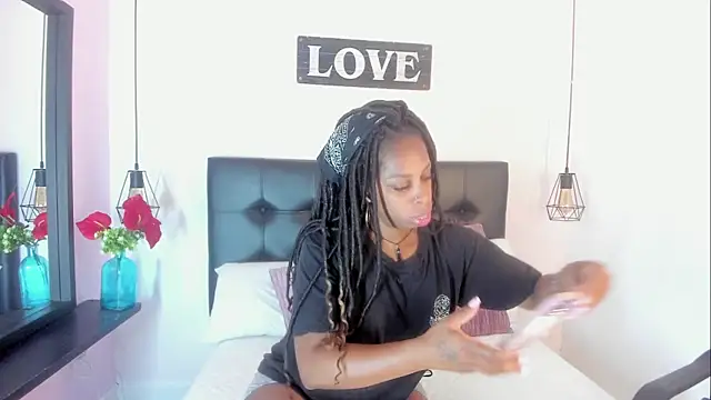 KatallelaMurillo online show from 04-24-26, 11:56