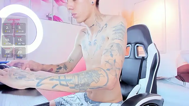 Tommy valverde online show from 03-25-26, 07:20