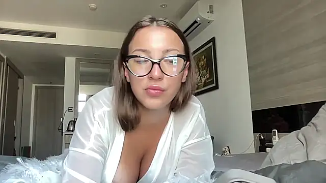 Kit kata online show from 03-27-26, 02:28