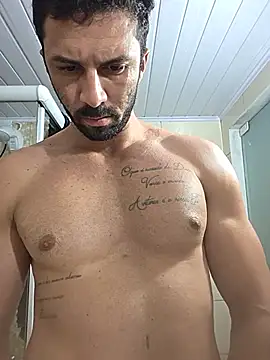 Snapshot of Locasso123 chatting on 06-04-26, 04:18 Locasso123 online show from 06-04-26, 04:18