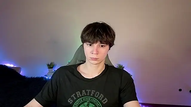 AnthonyCuutie online show from 05-16-26, 05:34