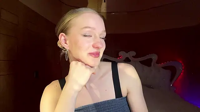 Anika Socutehe online show from 03-24-26, 10:15