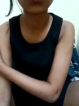 MAYA BED GIRL online show from 03-28-26, 02:44