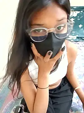 MAYA BED GIRL online show from 03-30-26, 05:36