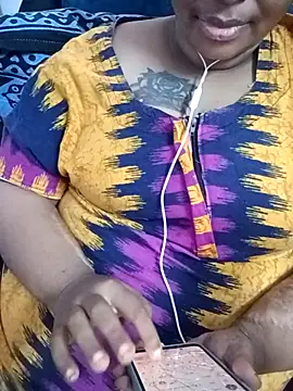 Snapshot of deepika-mallus chatting on 06-27-26, 08:08 deepika-mallus online show from 06-27-26, 08:08