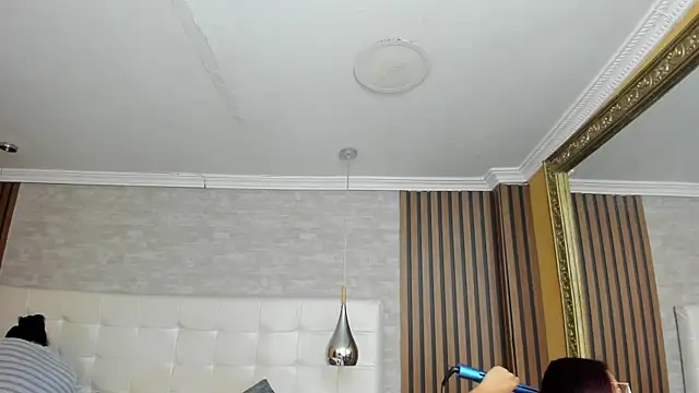 AbbyLoius online show from 04-18-26, 01:37