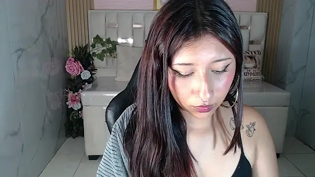 Snapshot of moraa_s chatting on 02-28-26, 03:51 moraa s online show from 02-28-26, 03:51