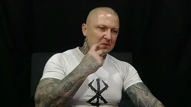 devilWithTats online show from 05-25-26, 07:25