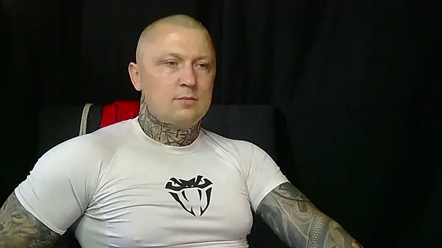Snapshot of devilWithTats chatting on 07-06-26, 03:14 devilWithTats online show from 07-06-26, 03:14