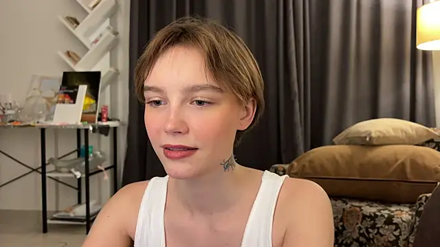 Snapshot of Lolatatee chatting on 06-13-26, 08:07 Lolatatee online show from 06-13-26, 08:07
