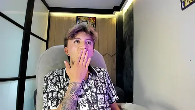 ManuelPiper  online show from 03-02-26, 08:37