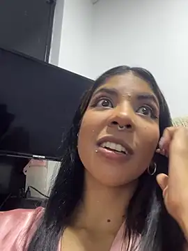 VioletaHills  online show from 05-10-26, 02:11