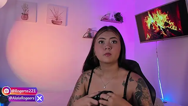 AlaiaRogers online show from 04-06-26, 10:27