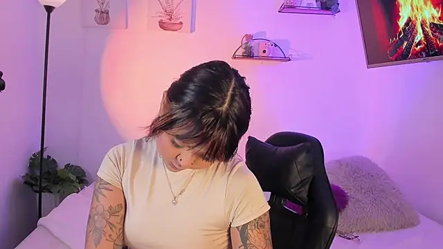 AlaiaRogers online show from 04-16-26, 10:38