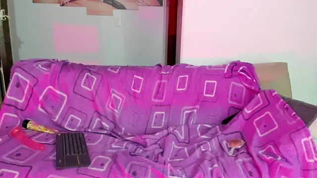 Snapshot of Charlotte_Melody chatting on 03-03-26, 12:00 Charlotte Melody online show from 03-03-26, 12:00