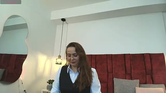 Snapshot of _Monaliza_ chatting on 07-20-26, 12:51 Monaliza online show from 07-20-26, 12:51
