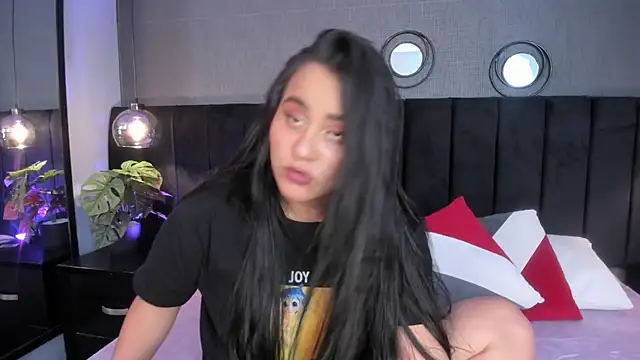 alejandra  garcia online show from 03-26-26, 03:56