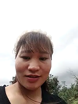 Snapshot of Lilinn_ chatting on 02-28-26, 04:13 Lilinn online show from 02-28-26, 04:13