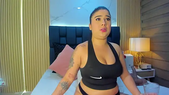 AmaraTexas online show from 04-01-26, 01:28