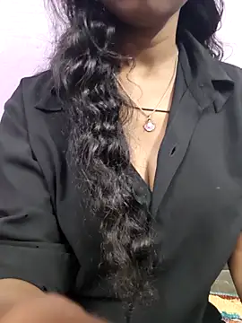 Snapshot of Samira-Ansari chatting on 03-12-26, 08:31 Samira-Ansari online show from 03-12-26, 08:31
