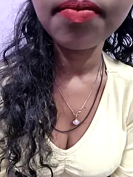 Snapshot of Samira-Ansari chatting on 03-20-26, 10:31 Samira-Ansari online show from 03-20-26, 10:31
