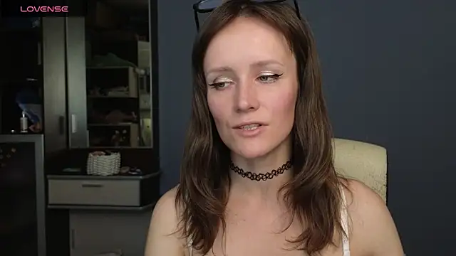 Tender Swan online show from 05-13-26, 08:23