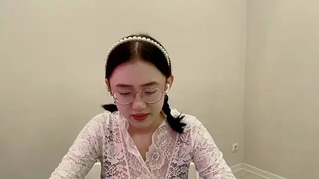SolvedGlobe online show from 05-13-26, 02:03