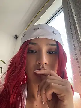 Mia-villalobos online show from 05-22-26, 03:39