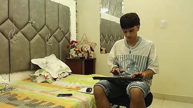 Steve Hotman online show from 04-21-26, 12:44