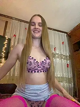 LunaVey online show from 07-24-26, 07:01