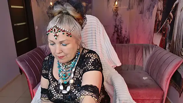 LilaMaharani online show from 04-14-26, 12:55