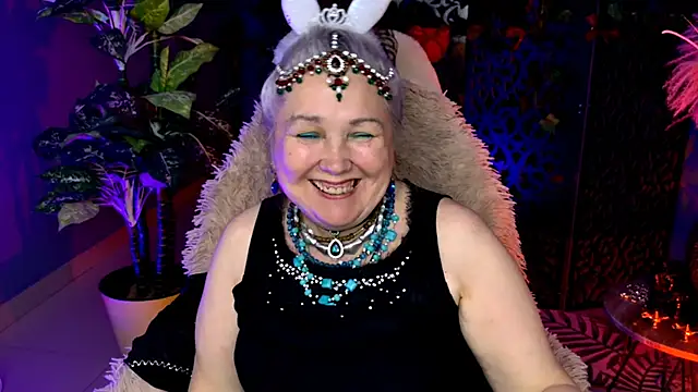 LilaMaharani online show from 04-20-26, 02:09